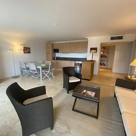 Domaine De La Baie *